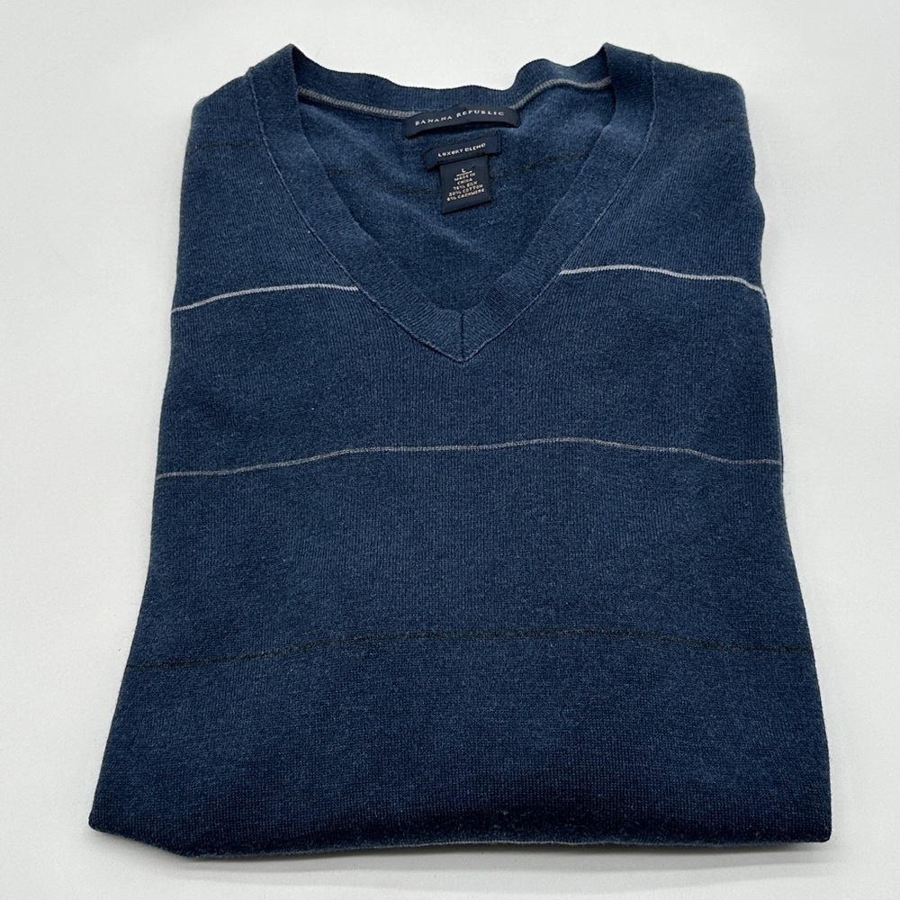 Banana Republic Sweater Mens Large Luxury Blend Silk Cashmere Striped Navy vneck